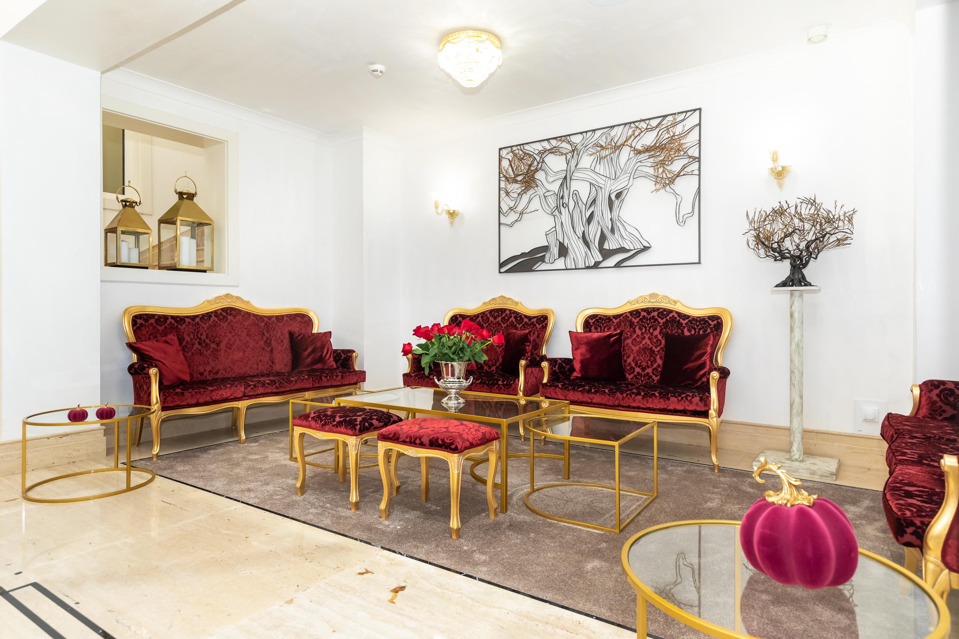 Hotel Le Premier Zagabria Esterno foto A living room
