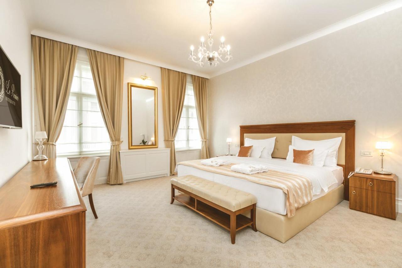 Hotel Le Premier Zagabria Esterno foto